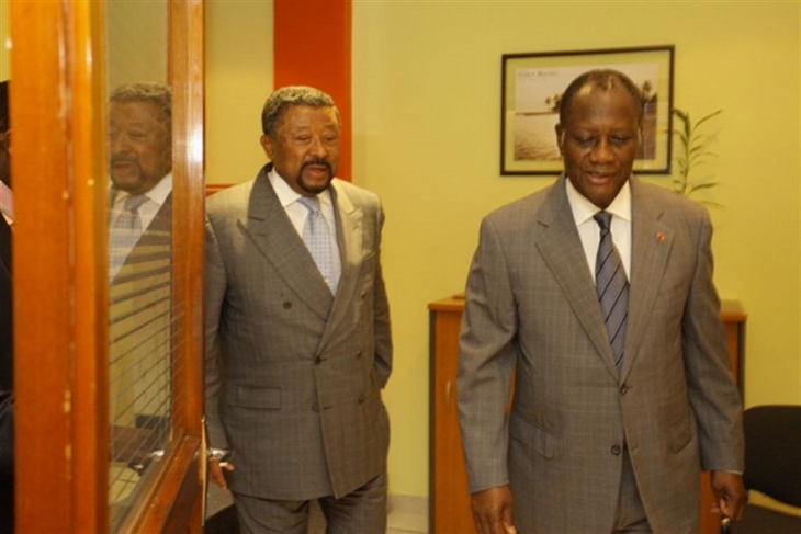 Le président de l`UA et de Guinée équatoriale Obiang félicite Ouattara